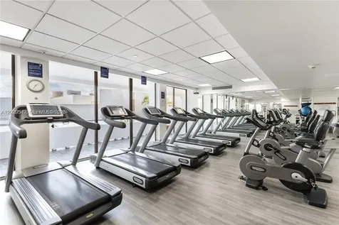 19707 Turnberry Way Aventura FL 33180
