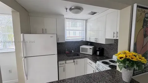 865 Collins Avenue Miami Beach FL 33139