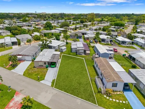 8520 SW 21st Court Davie FL 33324
