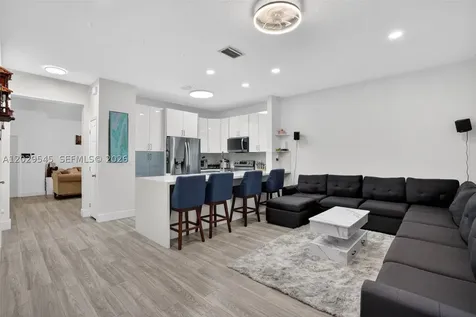 8904 SW 19th Street Miramar FL 33025