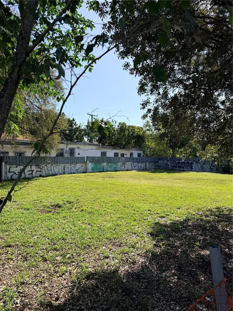 5455 NE 3rd Avenue Miami FL 33137