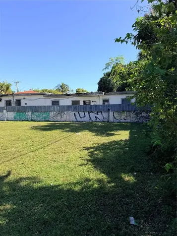 5455 NE 3rd Avenue Miami FL 33137