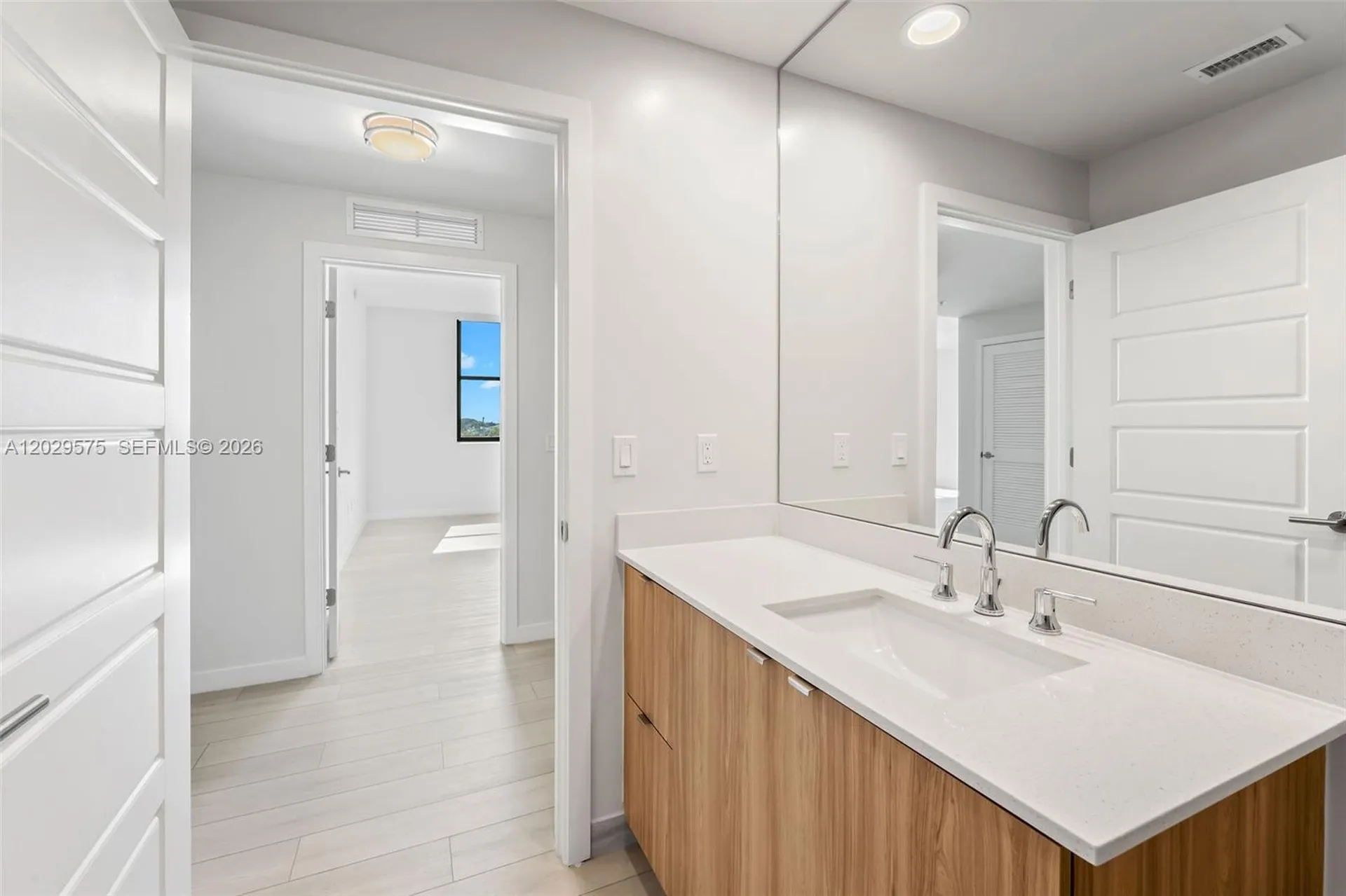 555 NE 8th Street Fort Lauderdale FL 33304