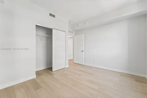 555 NE 8th Street Fort Lauderdale FL 33304