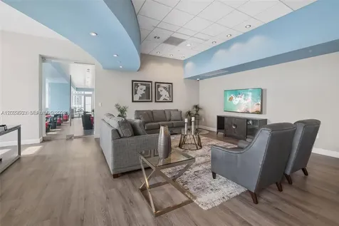300 S Biscayne Boulevard Miami FL 33131