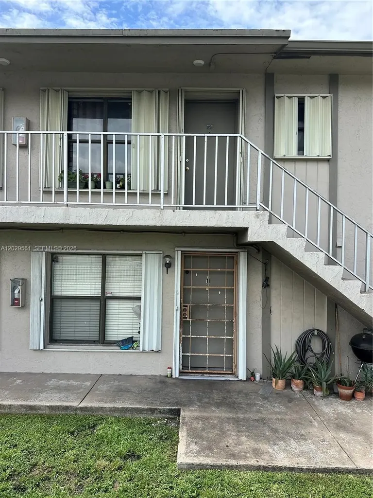15360 SW 72 Street Miami FL 33193
