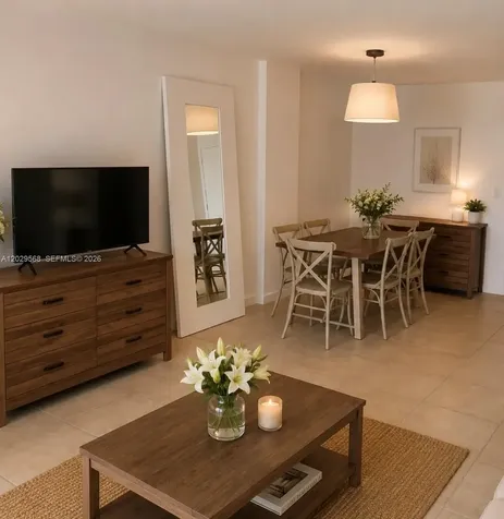 800 West Avenue Miami Beach FL 33139
