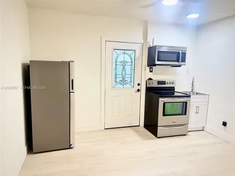 620 NE 160th Street Miami FL 33162