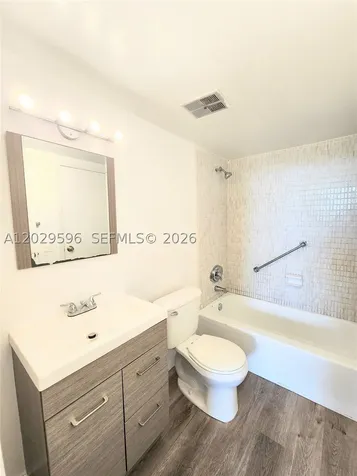 16465 NE 22nd Avenue North Miami Beach FL 33160