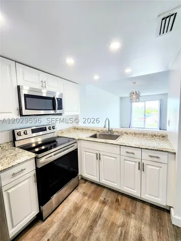 16465 NE 22nd Avenue North Miami Beach FL 33160