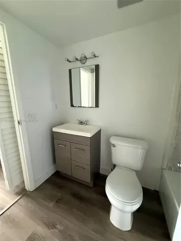 16465 NE 22nd Avenue North Miami Beach FL 33160