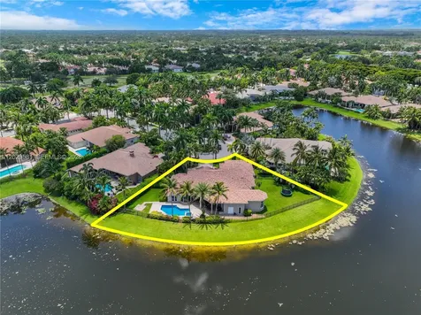 2458 Provence Court Weston FL 33327