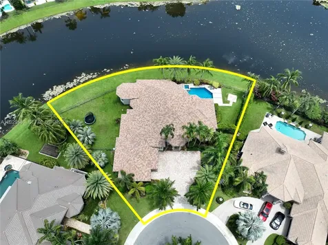 2458 Provence Court Weston FL 33327