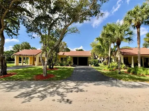 16295 Laurel Drive Weston FL 33326