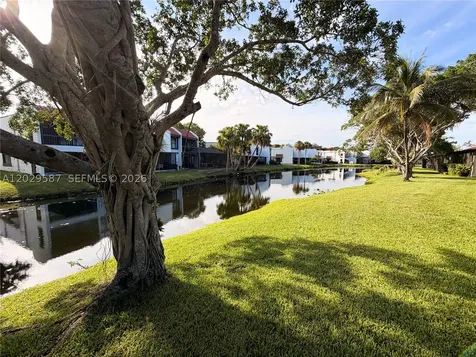16295 Laurel Drive Weston FL 33326