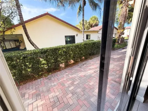 16295 Laurel Drive Weston FL 33326