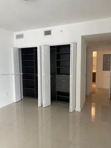 488 NE 18th Street Miami FL 33132