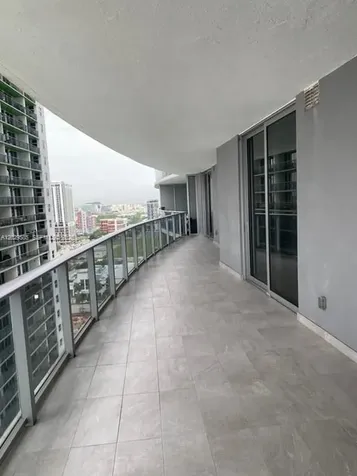 488 NE 18th Street Miami FL 33132