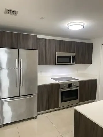 488 NE 18th Street Miami FL 33132
