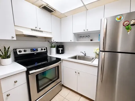 447 NE 195th Street Miami FL 33179