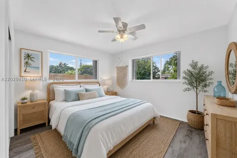 365 NW 46th Street Oakland Park FL 33309