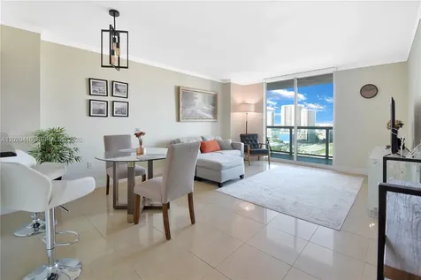 1800 N Bayshore Drive Miami FL 33132