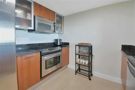 1800 N Bayshore Drive Miami FL 33132