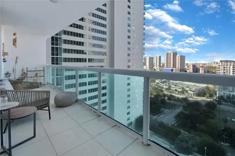 1800 N Bayshore Drive Miami FL 33132