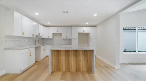 9661 NW 44th Court Sunrise FL 33351