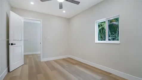 9661 NW 44th Court Sunrise FL 33351