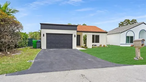 9661 NW 44th Court Sunrise FL 33351