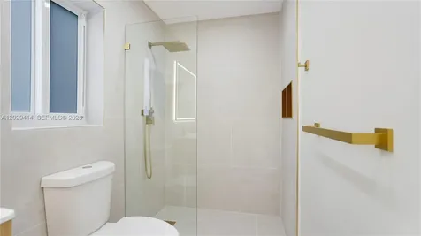 9661 NW 44th Court Sunrise FL 33351