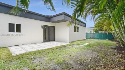 9661 NW 44th Court Sunrise FL 33351