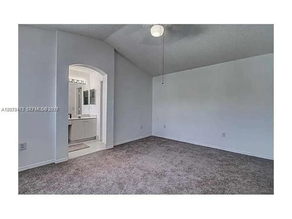 960 Corkwood Street Hollywood FL 33019