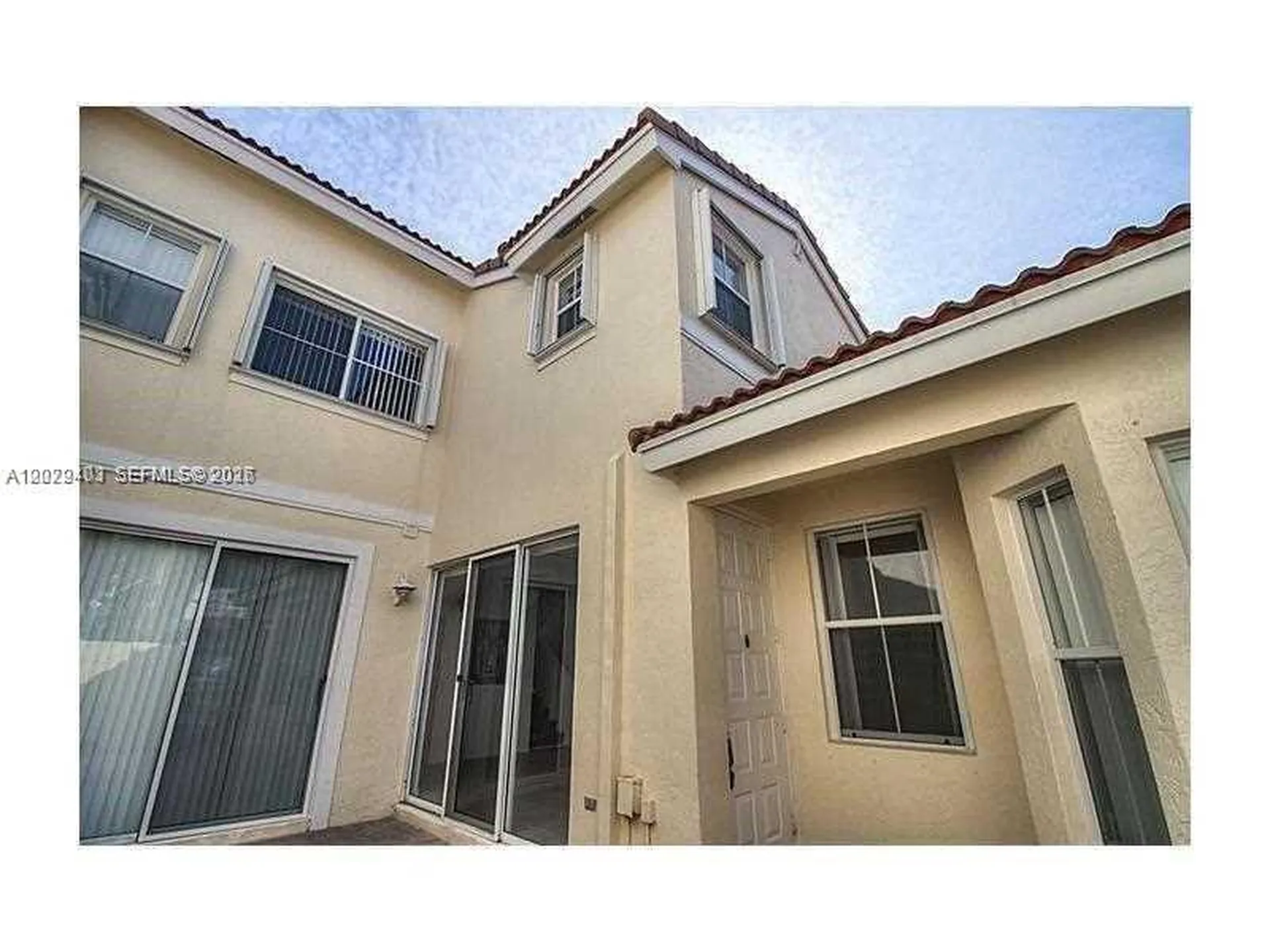 960 Corkwood Street Hollywood FL 33019