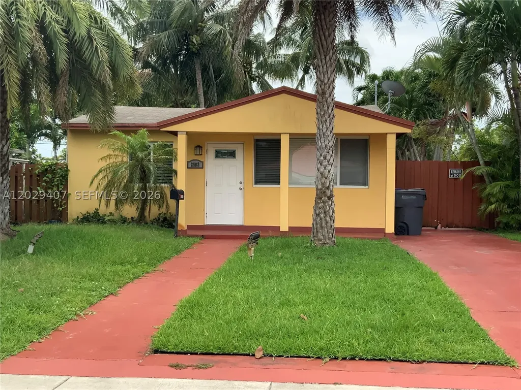 2502 Dewey Street Hollywood FL 33020