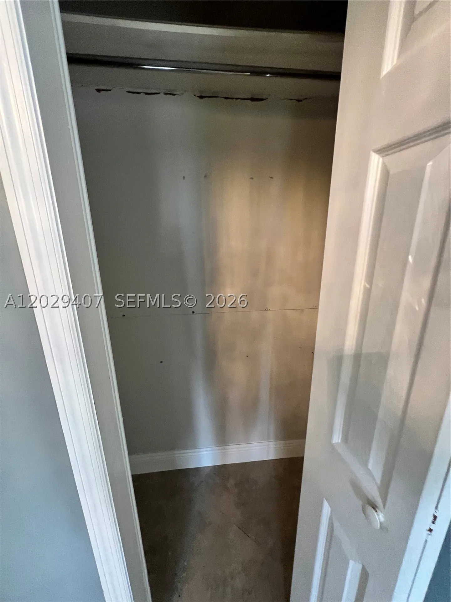 2502 Dewey Street Hollywood FL 33020