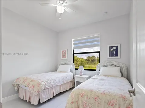 490 NW 37 Avenue Naples FL 34120