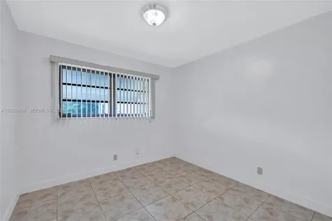 6200 SW 18th Street North Lauderdale FL 33068