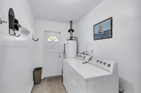 6200 SW 18th Street North Lauderdale FL 33068