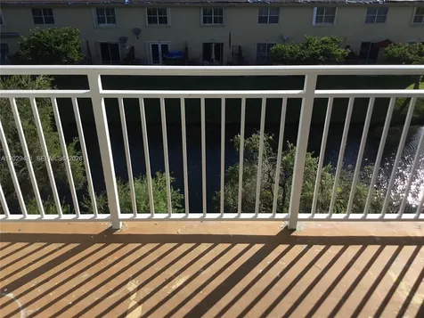 9375 Fontainebleau Boulevard Miami FL 33172