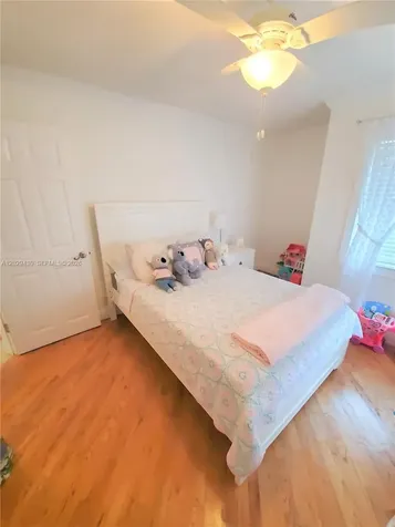 569 Spinnaker Weston FL 33326