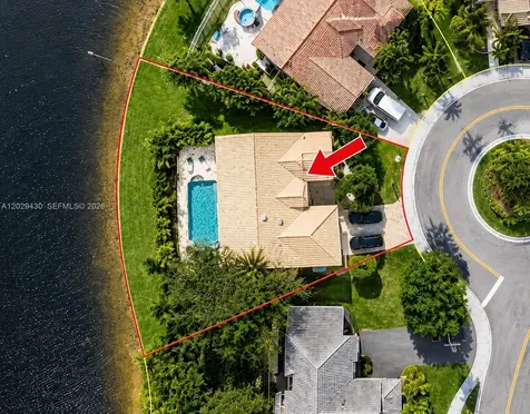 569 Spinnaker Weston FL 33326