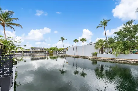 16424 Briar Patch Place Miami Lakes FL 33014