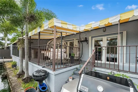 16424 Briar Patch Place Miami Lakes FL 33014