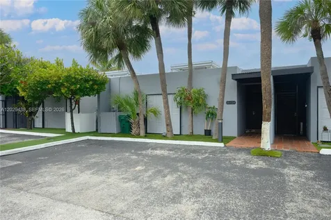 16424 Briar Patch Place Miami Lakes FL 33014