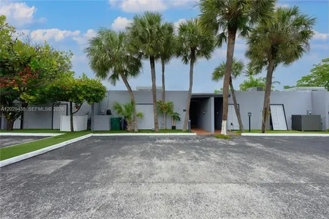 16424 Briar Patch Place Miami Lakes FL 33014