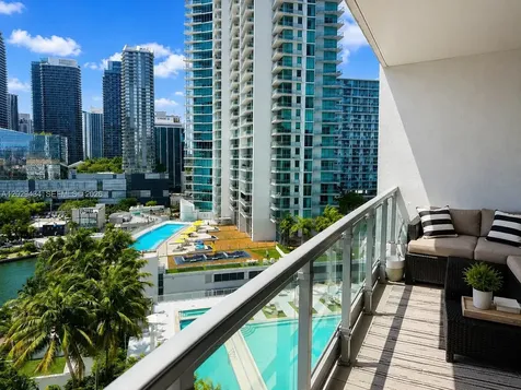 90 SW 3rd Street Miami FL 33130