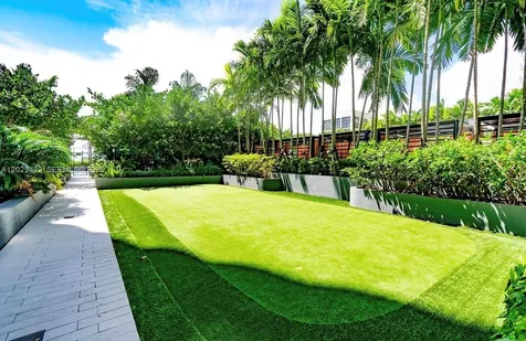 121 NE 34th Street Miami FL 33137