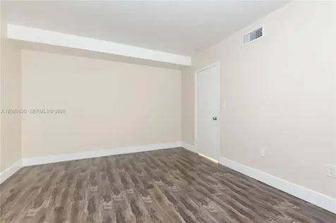 300 NW 42nd Avenue Miami FL 33126
